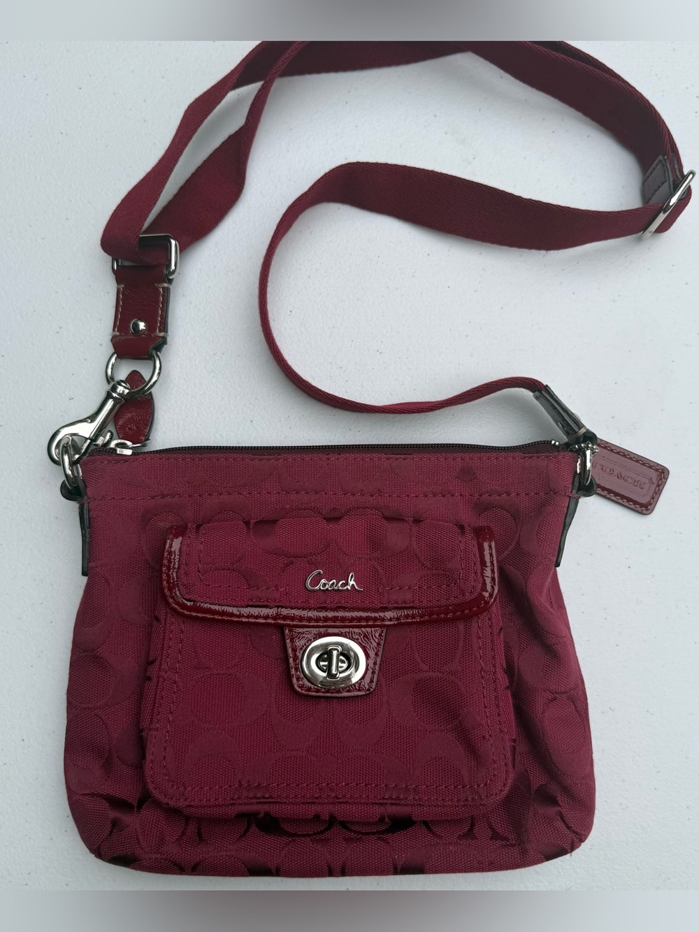 Coach Signature Turnlock Pocket Crossbody Bag